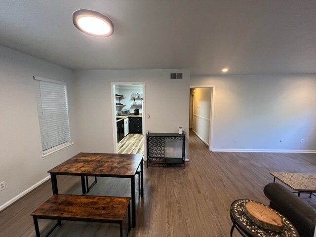 Building Photo - 2210 Montreat Cir