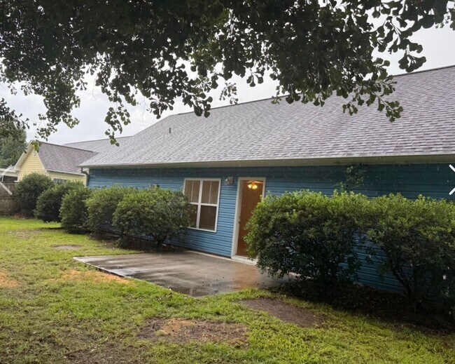 Building Photo - 129 S.Palms Drive