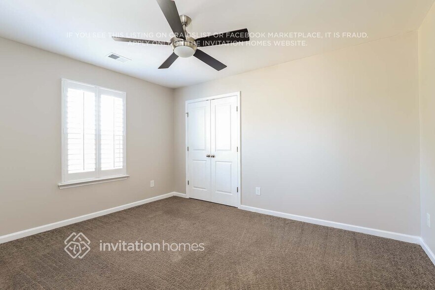 Building Photo - 3552 Village Enclave Ln