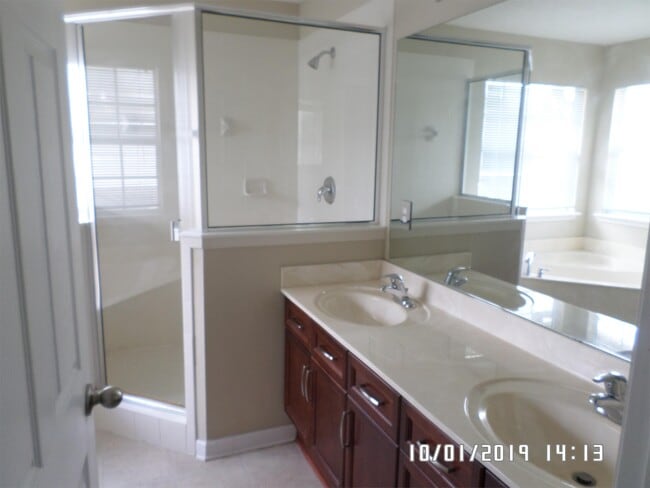 Building Photo - 11807 Templeton Rd