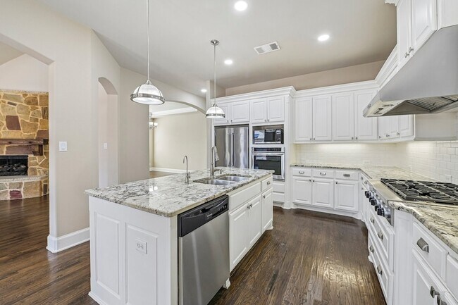 Building Photo - 2676 McPherson Ln