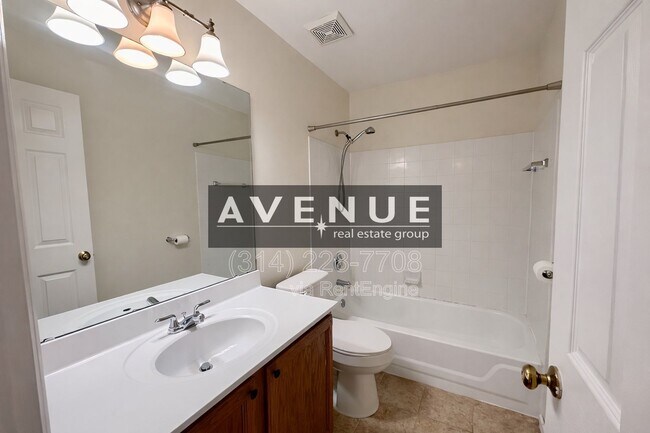 Building Photo - 308 Oak Top Ct