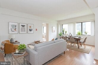 Building Photo - 2141 I St NW