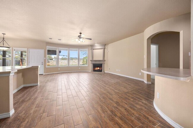 Building Photo - 2403 Beeleigh Ct