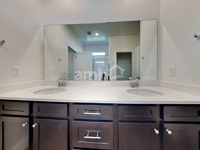 Building Photo - 5356 Pebble Bridge Way