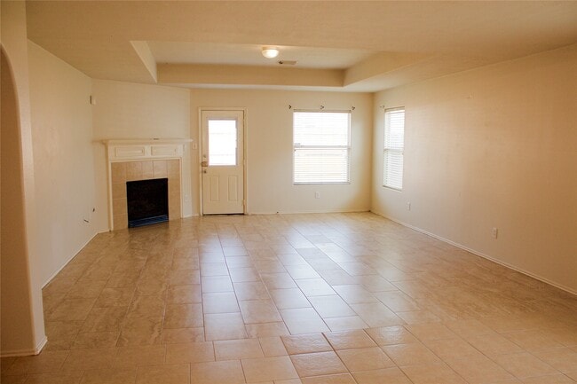 Building Photo - 10402 Kinsdale Crossing Ln