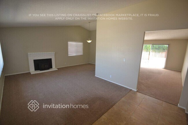 Building Photo - 519 Coot Ln