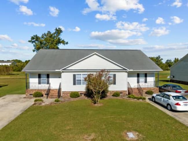 Building Photo - 2150 Oak Bend Dr