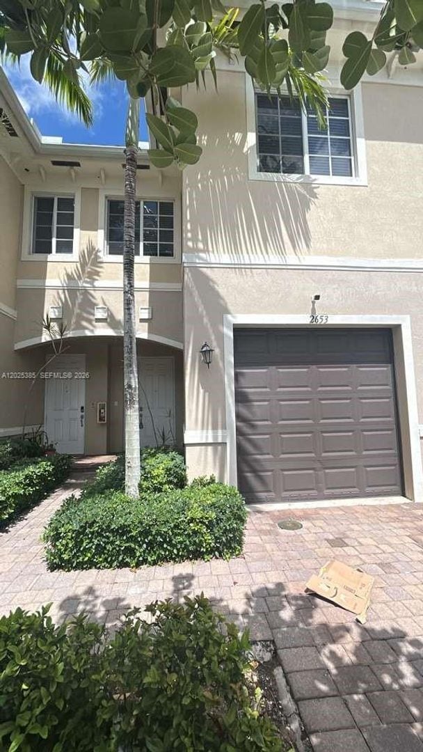 Building Photo - 2675 SW 81st Terrace