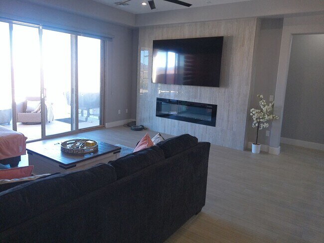 Building Photo - Beautiful Brand-New Home for Rent in Viewpoint Estates Winter Rental