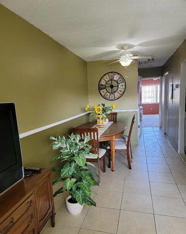 Building Photo - 4744 Azalea Dr