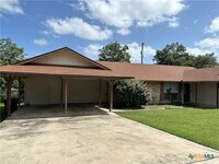 Building Photo - 317 Briarwood Dr