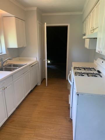 Building Photo - 679 Edgeglen Dr