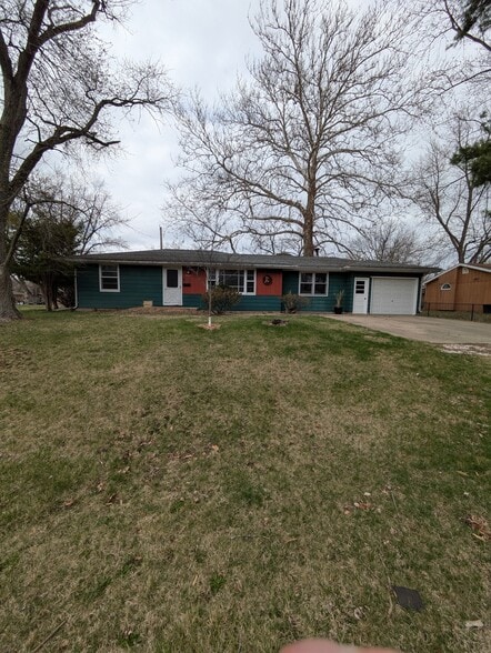 Primary Photo - 3307 N Brooks Ln