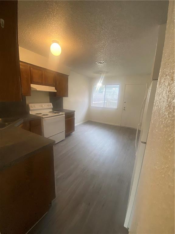 Building Photo - 321 W William Cannon Dr