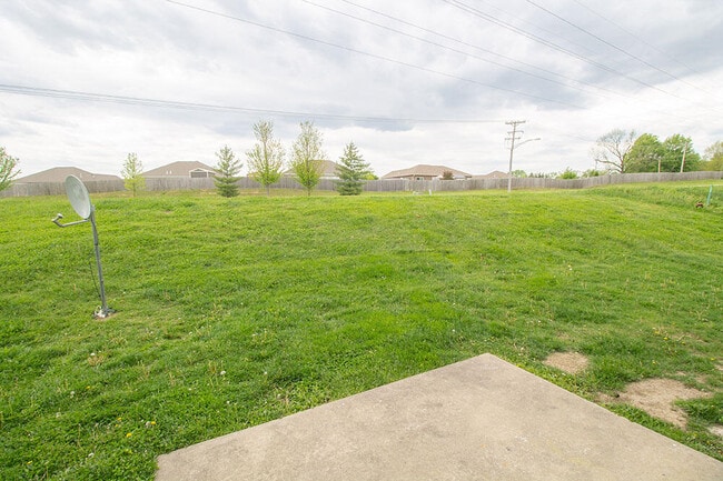 Building Photo - 5307 Silver Mill Dr