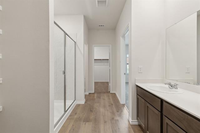 Building Photo - 3913 Jade Dr