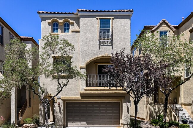 Primary Photo - 9511 Leaping Lizard St