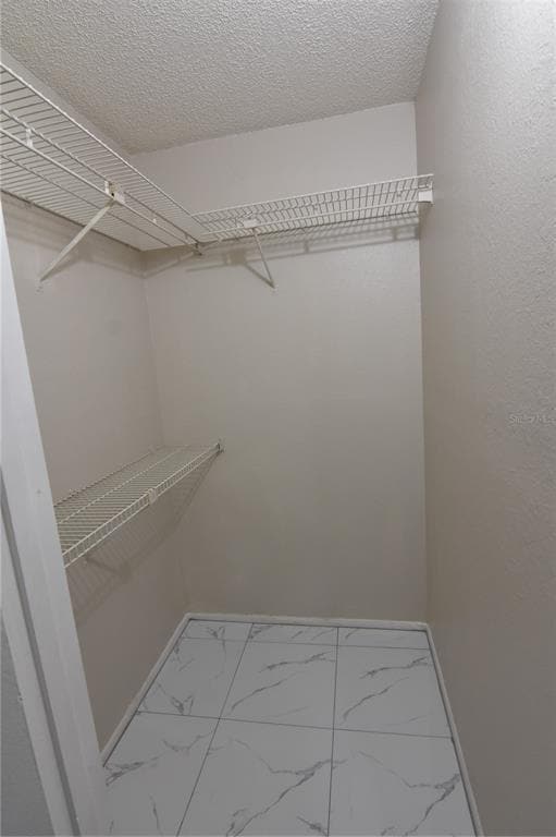 Building Photo - 637 Buoy Ln