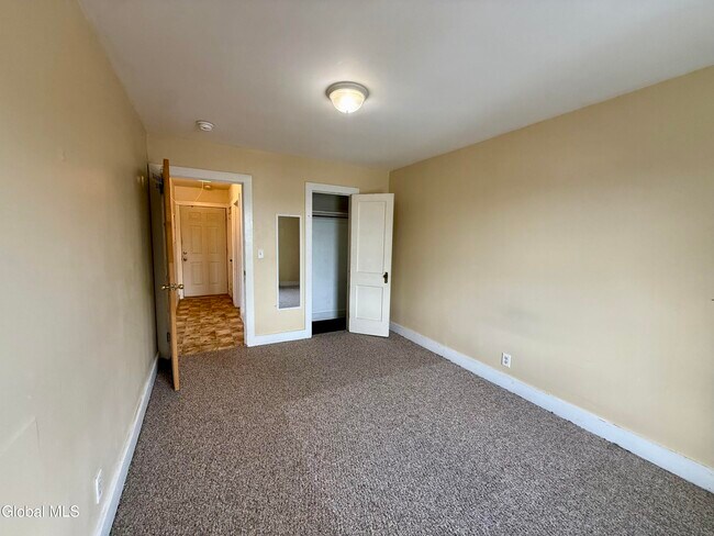 Building Photo - 751 Hudson Ave