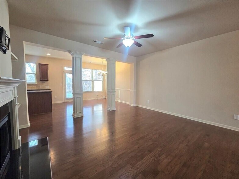 Building Photo - 3514 Brockenhurst Dr