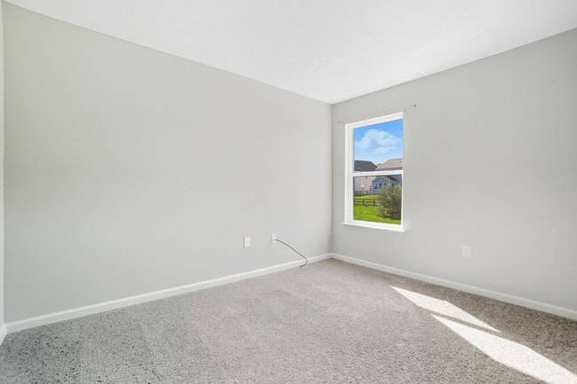 Building Photo - Spacious 4 Bedroom, 2.5 Bathroom home in Morrow, OH!