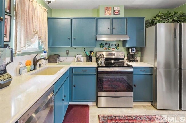 Building Photo - 968 Rio Vista Dr