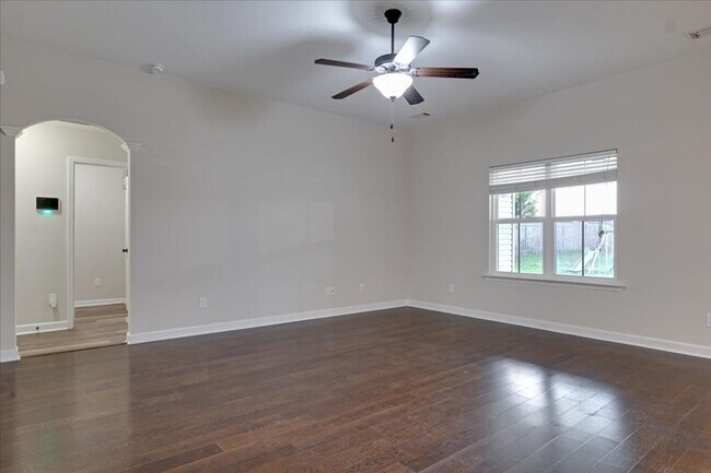 Building Photo - 4128 Pullman Cir