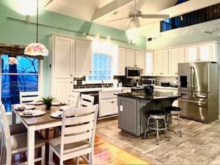 Building Photo - 301 Butler Ave