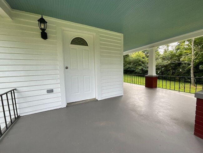Building Photo - Very nice 2 bed/1 bath home - Morristown