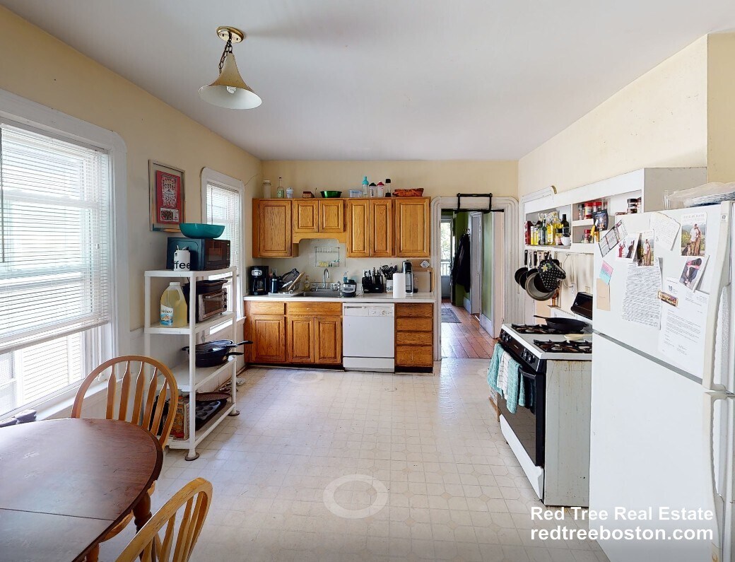 Building Photo - 29 Victoria St