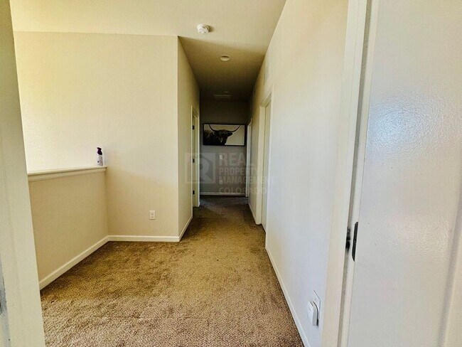 Building Photo - 9150 W 100th Way