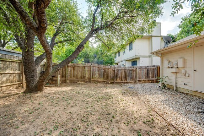 Building Photo - 8110 Willet Trail