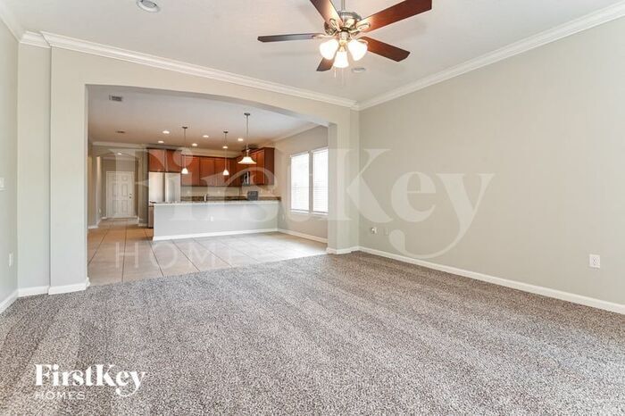 Building Photo - 8906 Devon Pines Dr