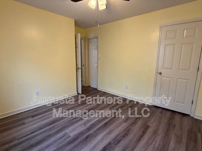 Building Photo - 4420 Misty Cove Ct
