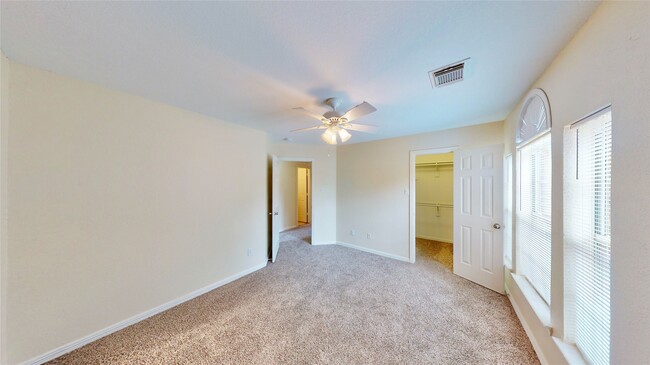 Building Photo - 14527 Eastern Redbud Ln