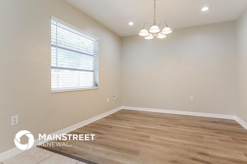 Building Photo - 282 Lorraine Ave