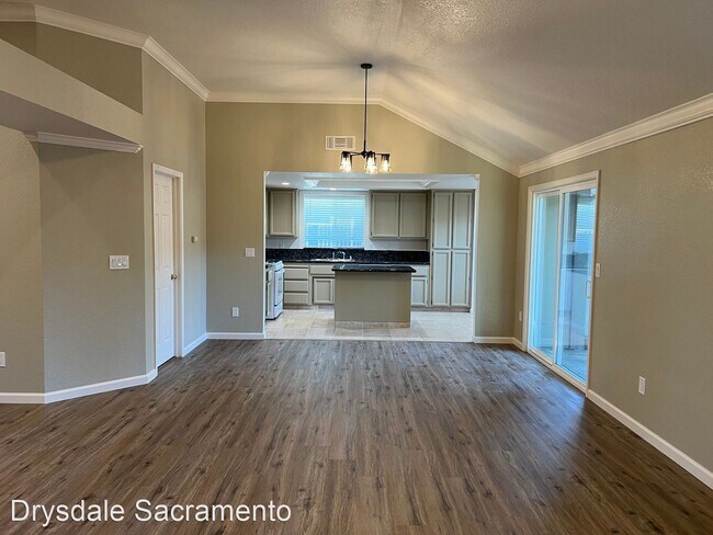 Building Photo - 3 br, 2 bath House - 7130 Cloverleaf Way