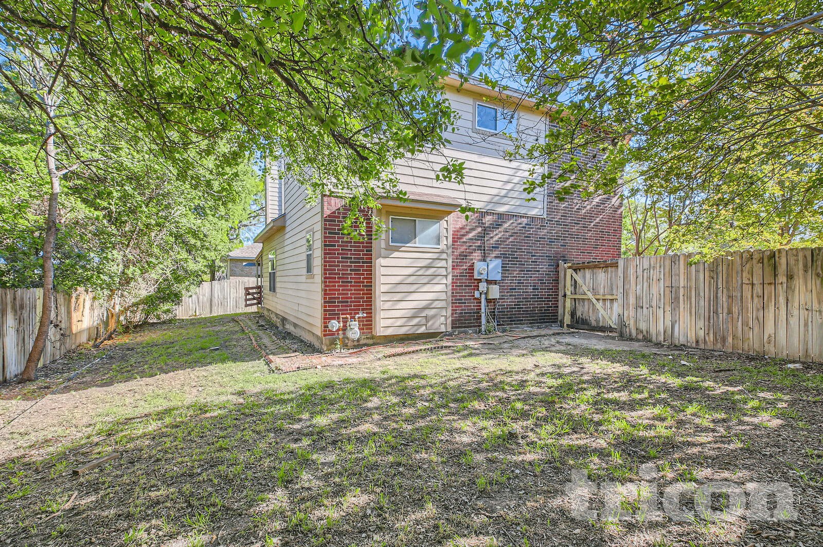 Building Photo - 12430 Canyon Ct