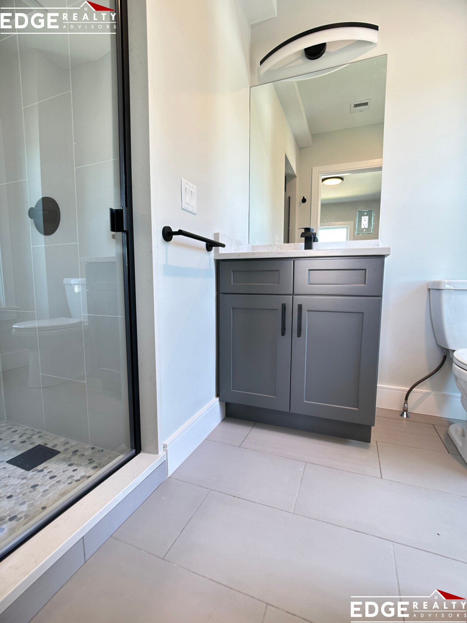 Building Photo - 240 Palfrey St