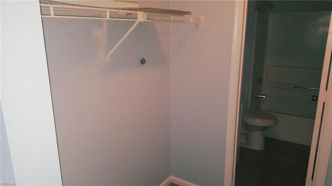 Building Photo - Ocean Lakes