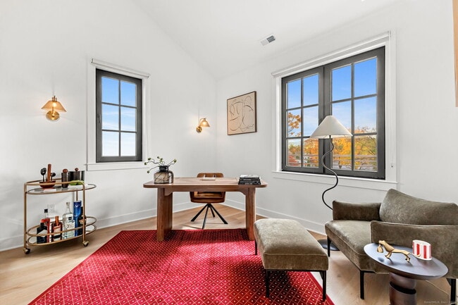 Building Photo - 100 E Putnam Ave