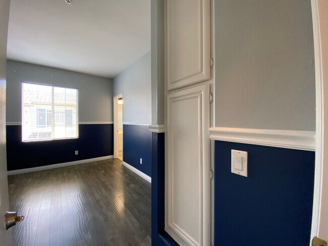 Building Photo - Beautiful Townhome in the Cascada Communit...