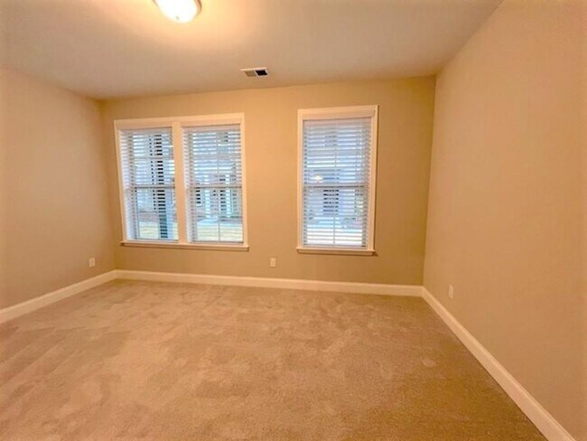 Building Photo - 5037 Winters Town Ln