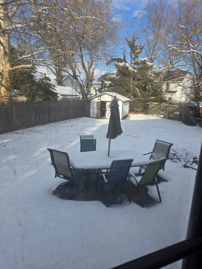 Building Photo - 470 Connecticut Ave