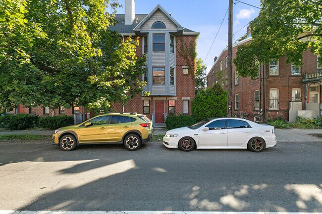 Building Photo - 58 Edgewood Ave