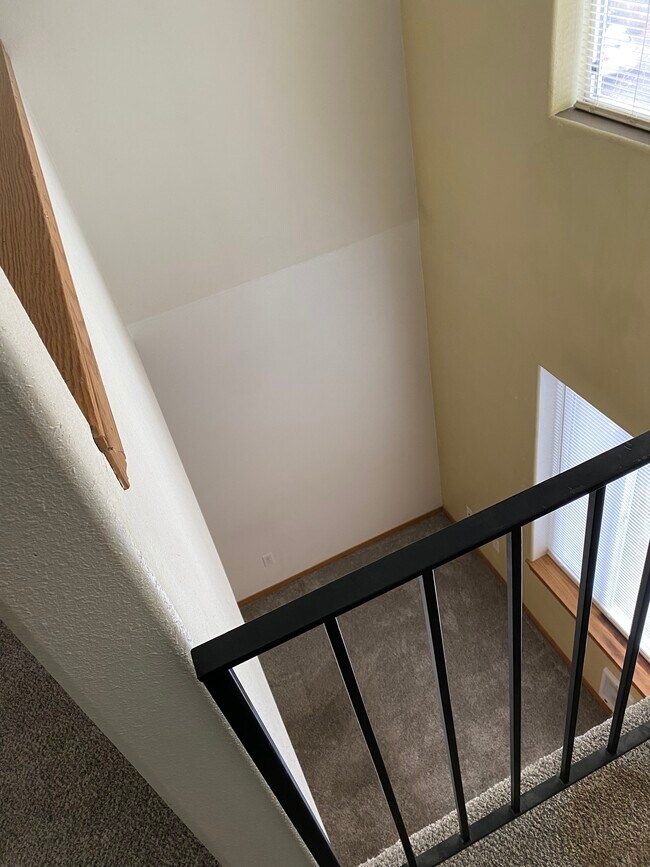 Building Photo - 6205 SE 92nd Ave