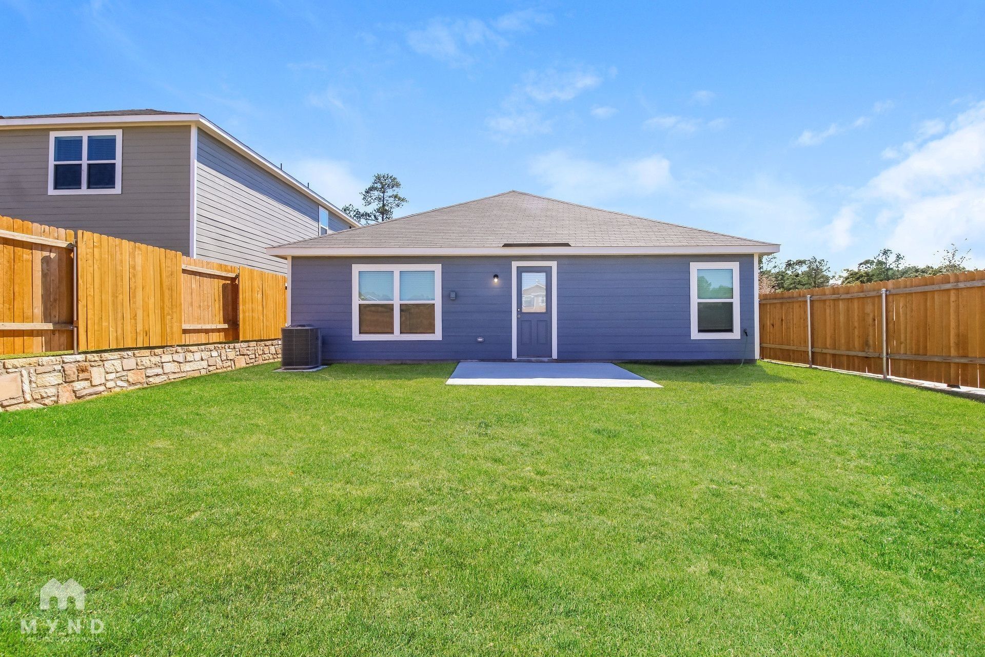 Building Photo - 26848 Steinbeck Dr