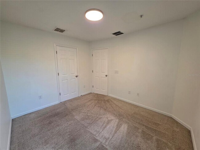 Building Photo - 9464 Tawnyberry St