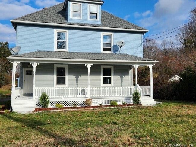 Building Photo - 111 Highland St